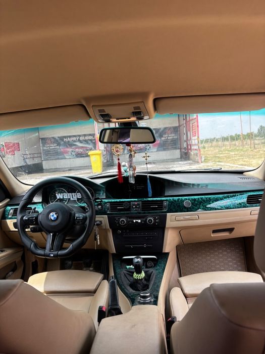 Vand bmw e90 facelift 320d an 2011