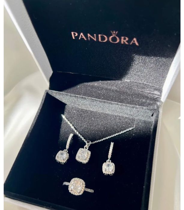 Набор от Пандора акция скидки!