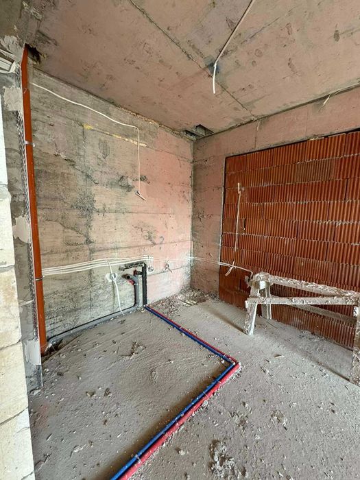 Продава се Двустаен апартамент в София, Център - 61 кв.м за 2017 €/кв.м - Снимка #4