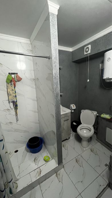 Продам 2-ух  комнатную квартиру.