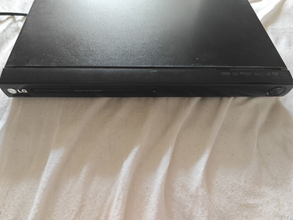 DVD Player LG DVX440 ( citiți descrierea)