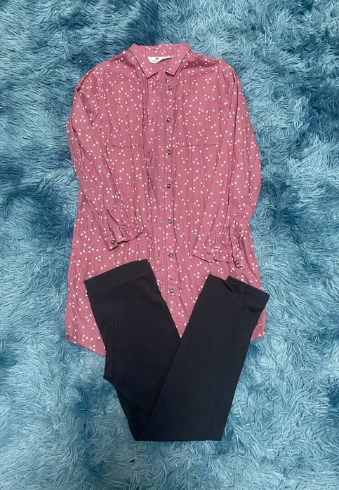 Лот: Ново блуза H&M, нова пола H&M, клин Zara, рокля H&M, тениска Zara.