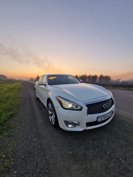 Infinti Q70Long версия обмен или продажа