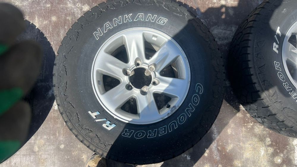 Шины комплект для внедорожник