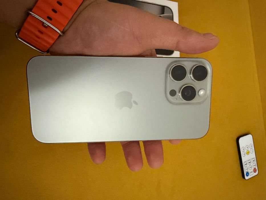 iPhone  16 промакс 1 тб 500000