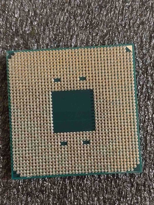 AMD Ryzen 9 5900X + MSI B550 Tomahawk