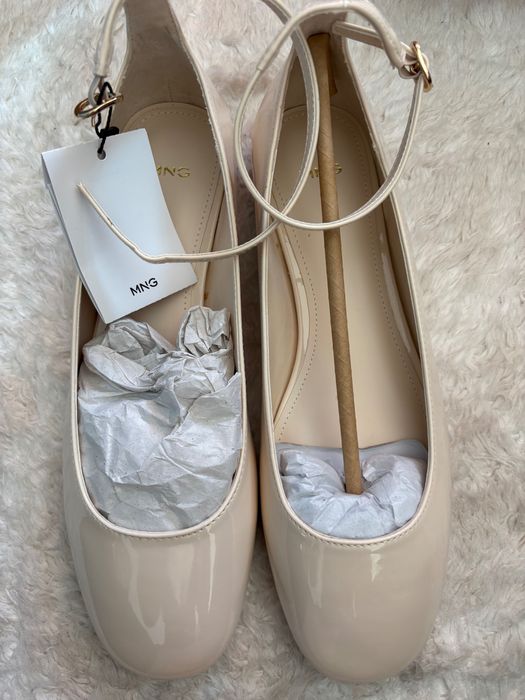 Пролетни балеринки Mango