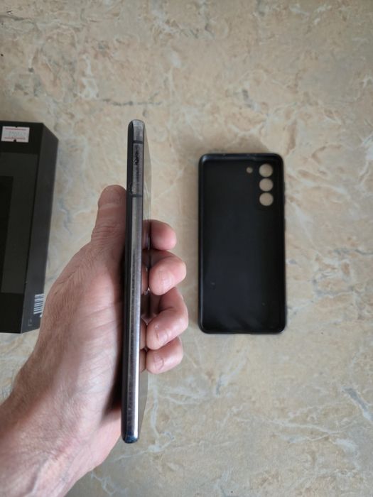 Продам Samsung s21