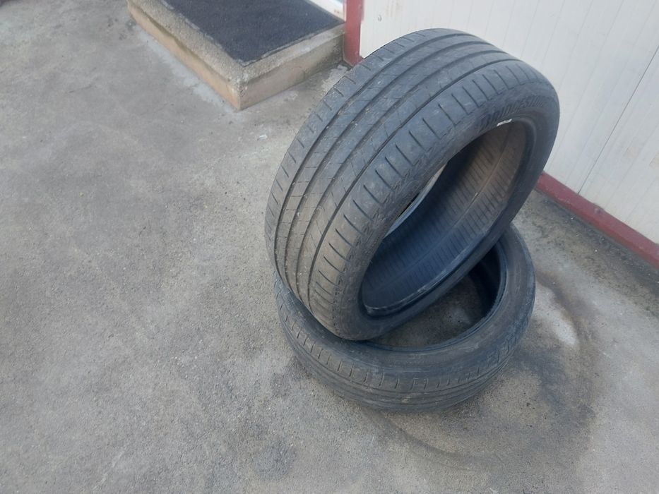 125 lei bucata! Doua anvelope de vara 225 40 r18 Bridgestone Turanza