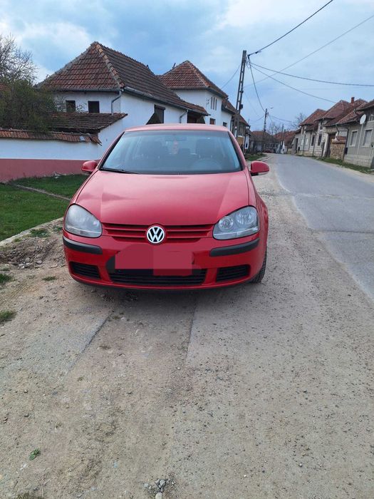 Autoturism golf 5