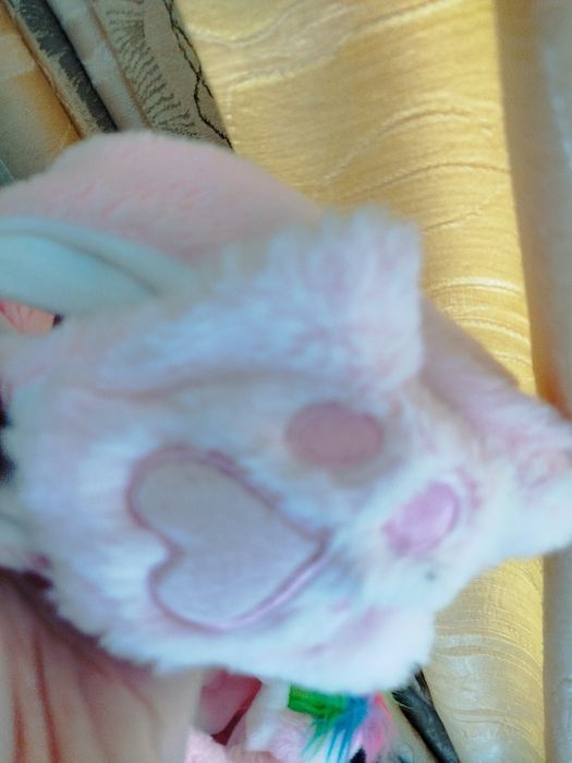 Продам шапку единорог