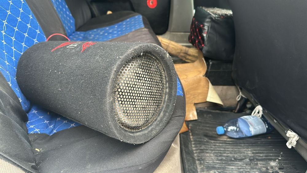 Продам  сабвуфер