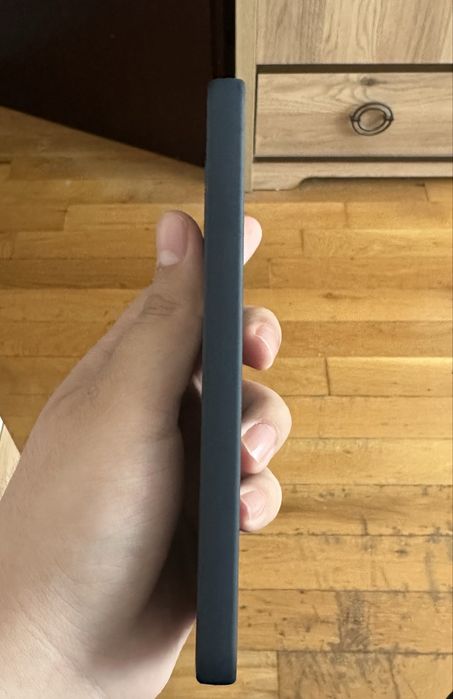 Чисто нов Samsung Galaxy a17 256/8 в гаранция купен в кеш