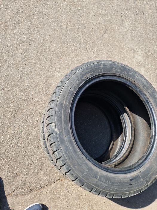 Anvelope  iarna  205 55 16