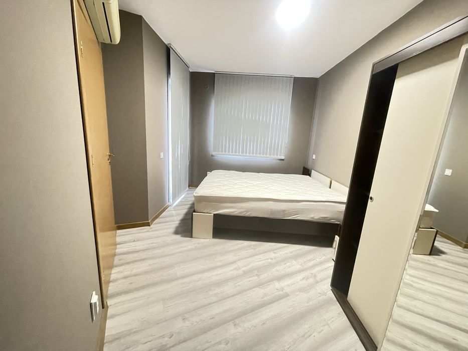 3 стаен с морск гледка