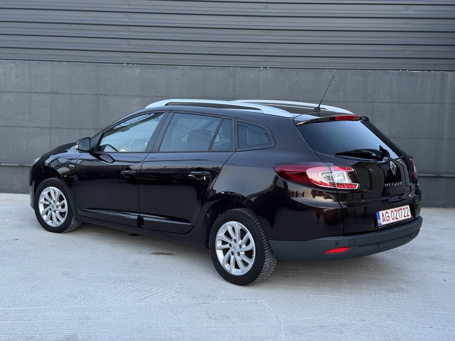 Renault Megane 1.5dci-218.000-2015-Limited Line-R-Link-impecabila