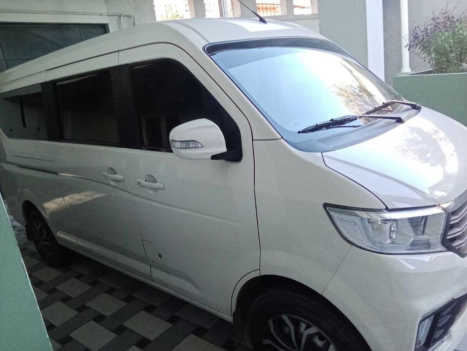 Услуги микроавтобуса. Поездки в горы и другие города Узбекистана