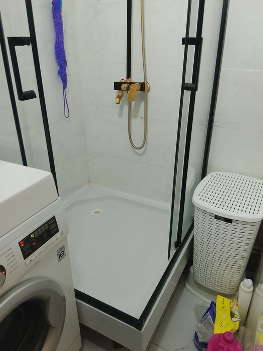 Продам Дущевая кабина 90*90