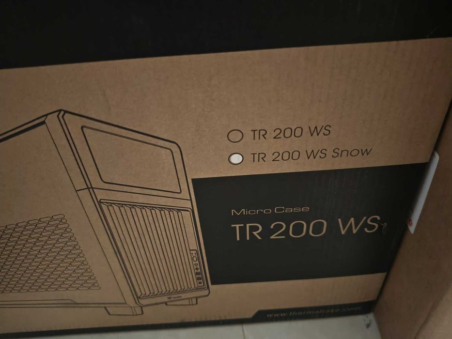 Компютърна кутия Thermaltake TR200 WS Wood Еdition BLACK/WHITE