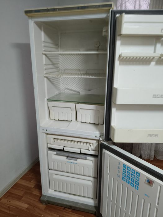 Холодильник двухкамерный Стинол