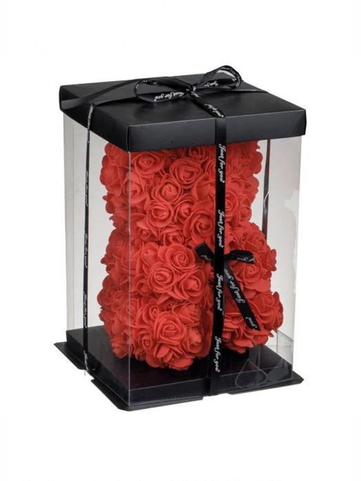 Urs trandafiri rosii