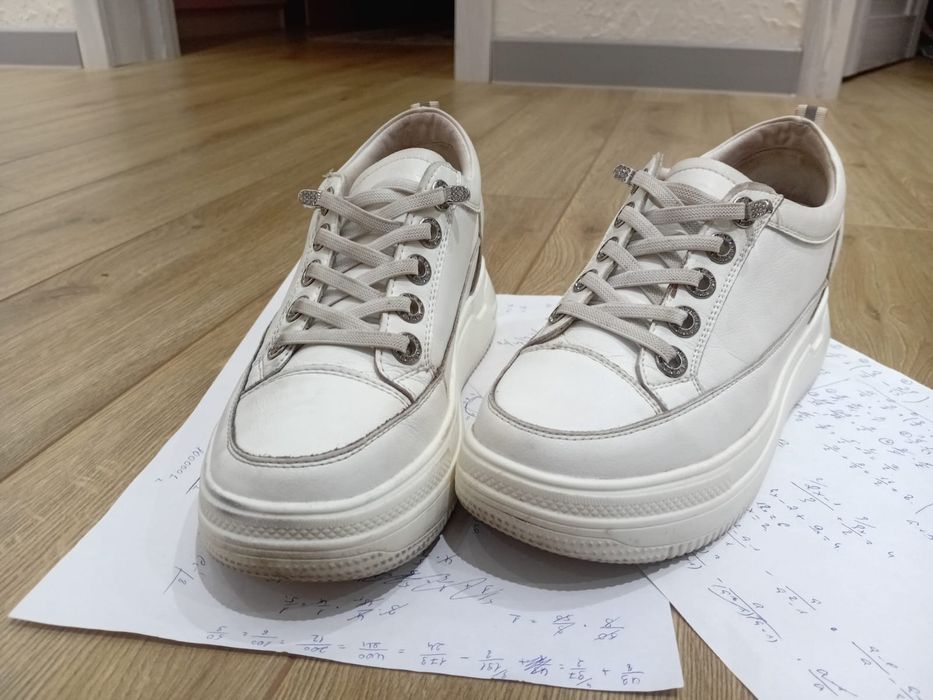 Продаю кросовки качественные