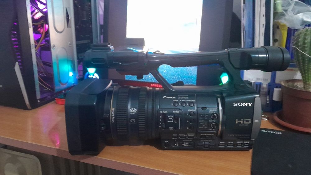 Видеокамера Sony