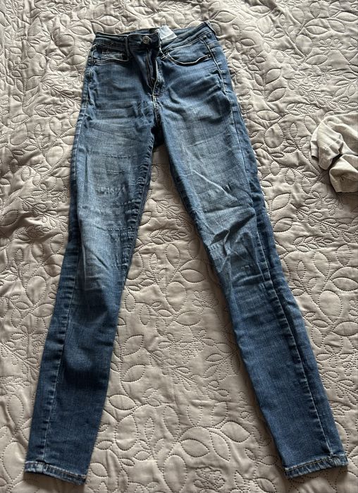 Тесни Дънки Vero Moda