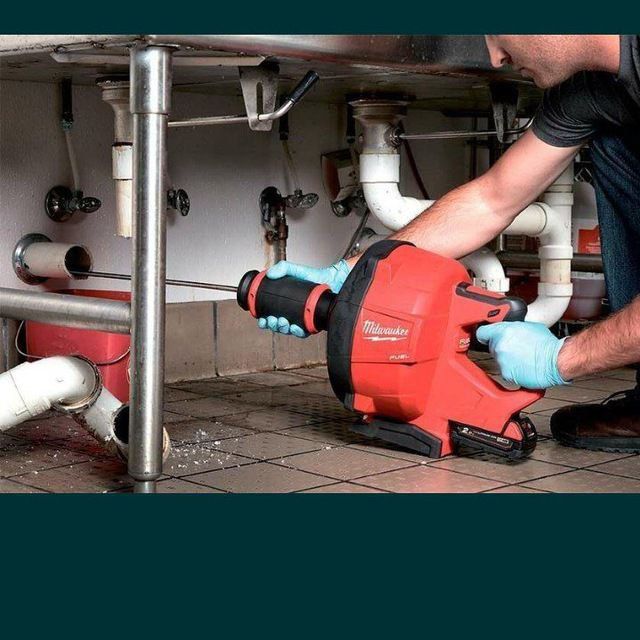 Чистка  канализации аппаратом! Сантехник!