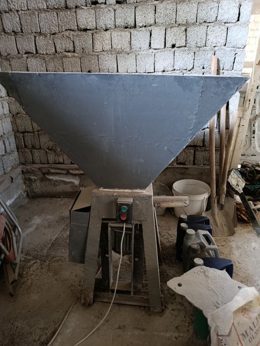 Кафелний клей станог нархи 1 800$ келишамиз