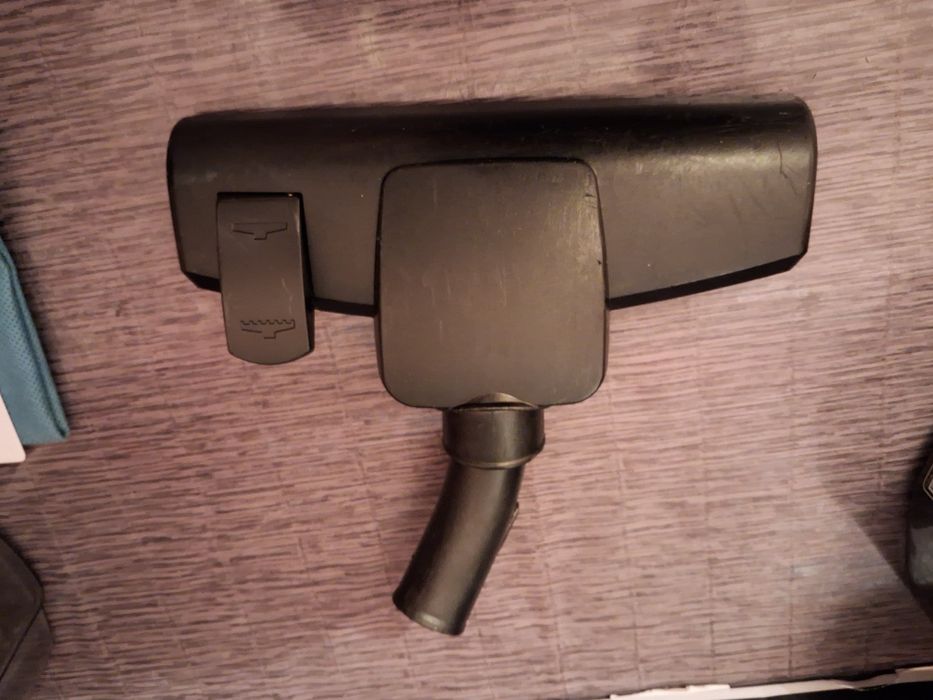 Щётка для пылесоса.