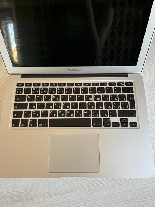 Продается ноутбук Apple MacBook Air 2017