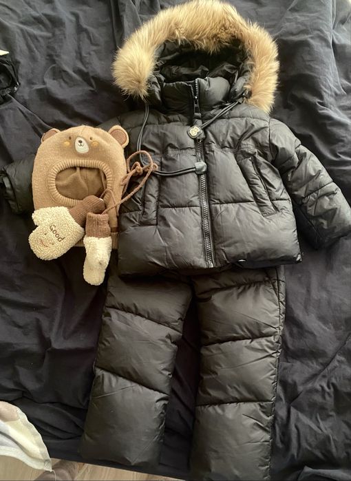 Продам детскиц зимний комбинезон 98см