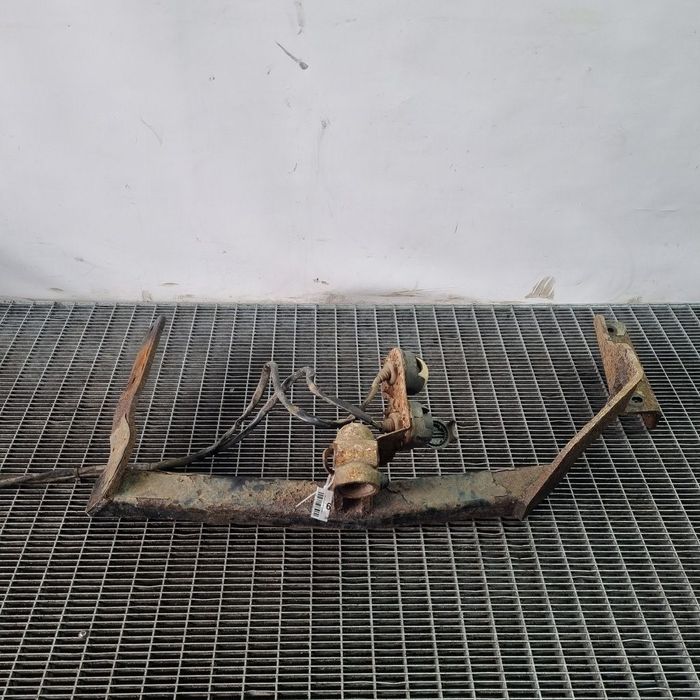Carlig remorcare Mitsubishi Outlander 2009 - 2012 SUV 4 Usi (1429)