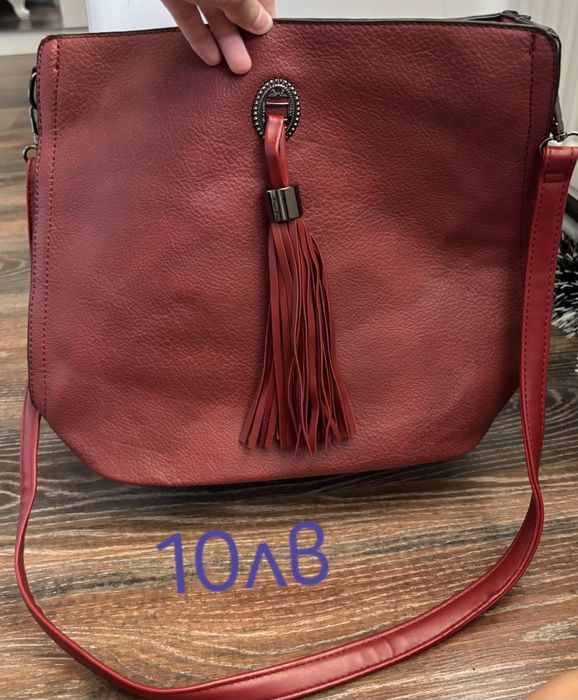 Дамски чанти и раници, много запазени до 15лв