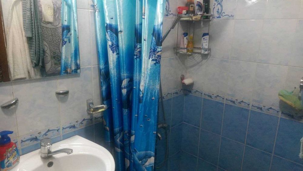 Андижон шаҳри марказида арзон нархда зудлик билан квартира сотилади!