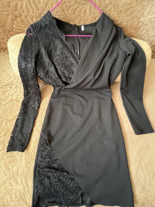 Rochie neagra cu maneci,marimea Xs