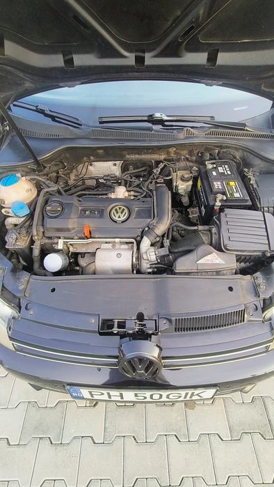 Vând Volkswagen golf VI
