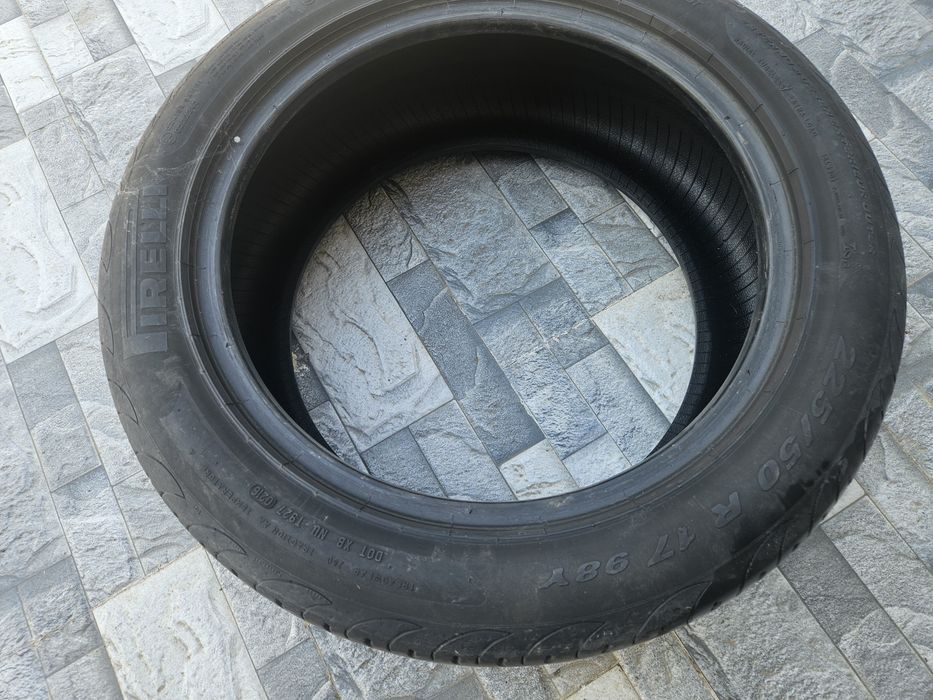 225/50R17 98Y pirelli p zero nero gt +  225/50ZR17 94Y dunlop sport maxx rt2