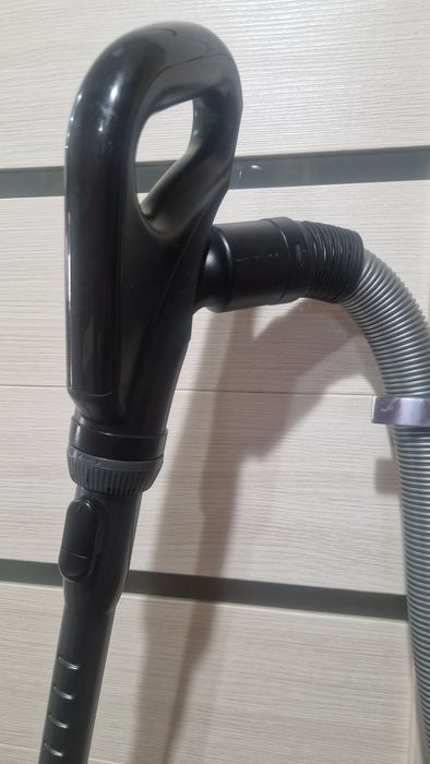 Продаётся пылесос