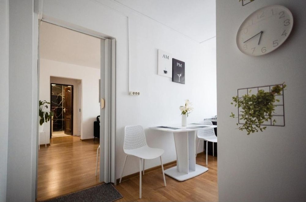 Se vinde,apartament 2 camere ,Bulev.Transilvaniei,ideal investiție