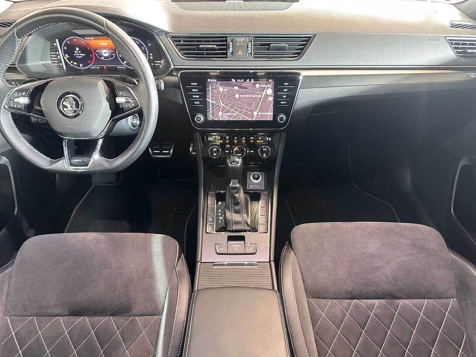 Skoda Superb 2.0 TDI 7 DSG Sportline