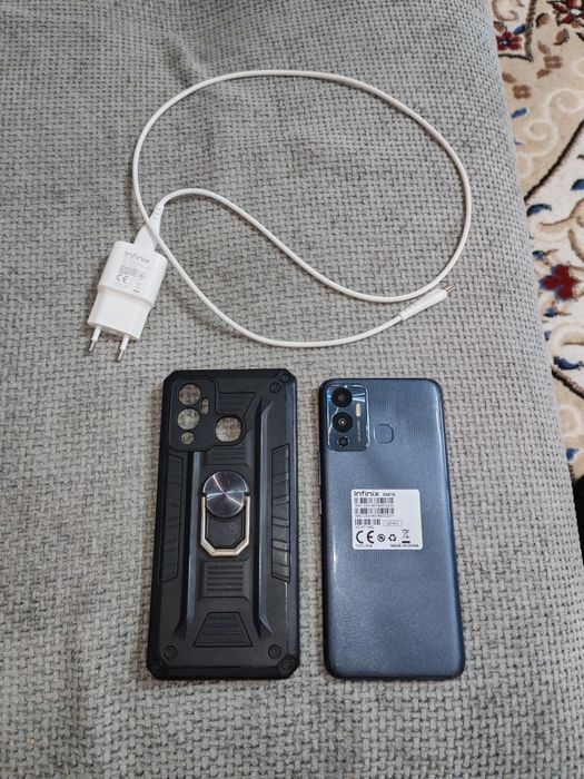 Infinix HOT 12 PLAY