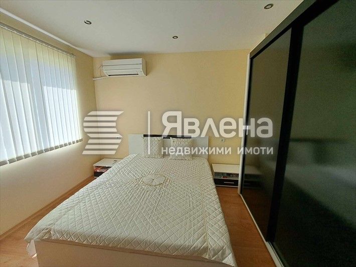 Продава се Двустаен апартамент в Ямбол, Георги Бенковски - 63 кв.м за 837 €/кв.м - Снимка #3