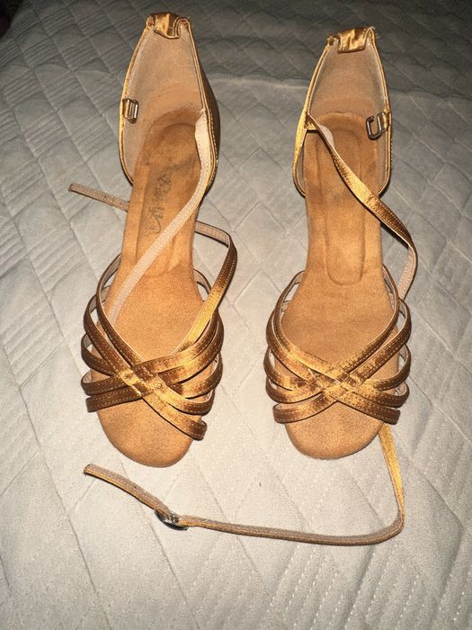 Туфли для танцев латина