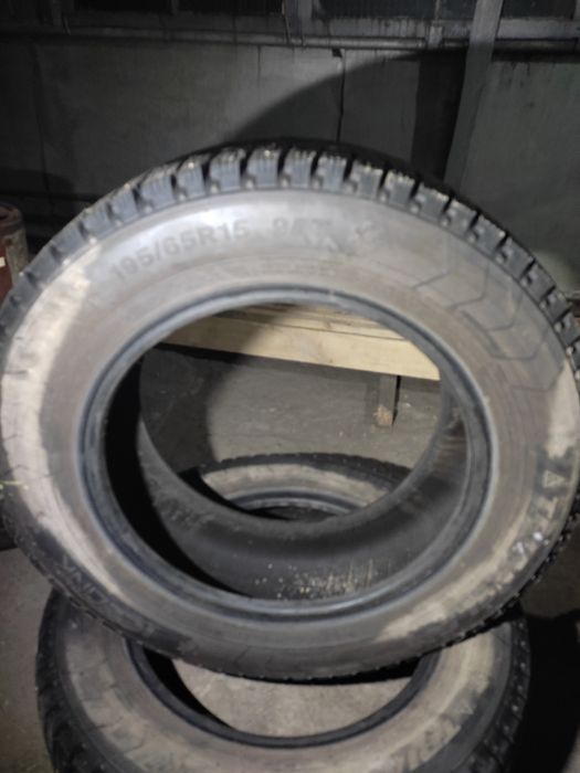 Продам колеса зимние б/у