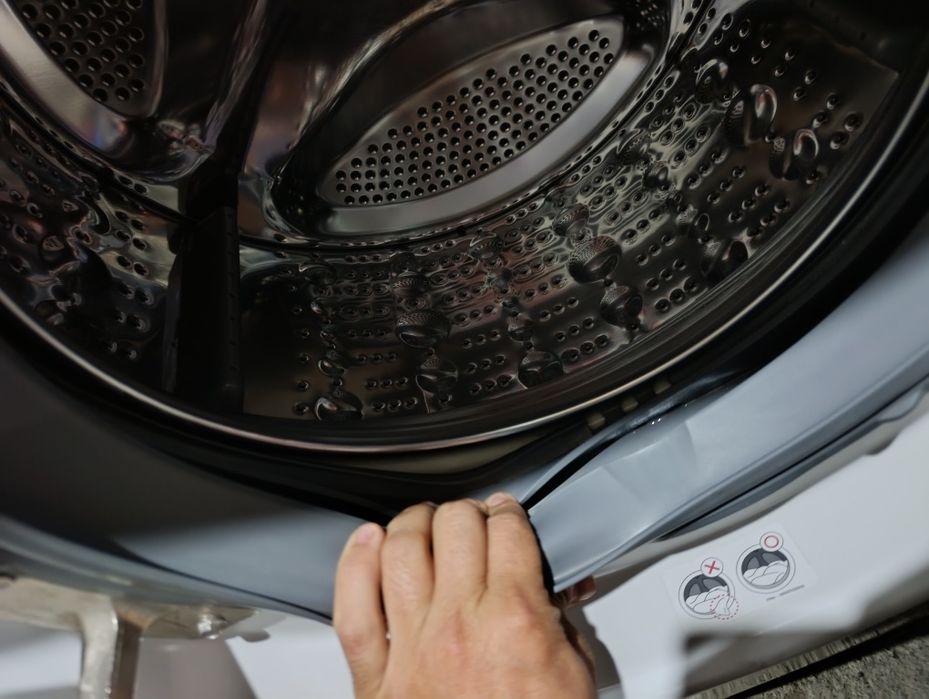 Стиральная машина LG инверторная,на 6 кг с прямым приводом