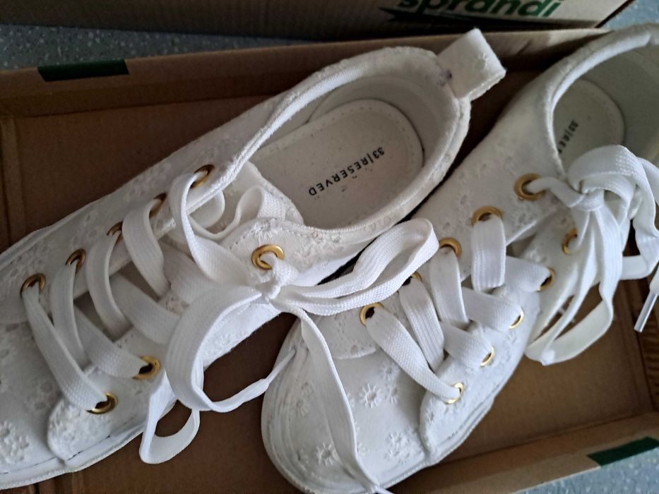 Детски обувки 33 номер