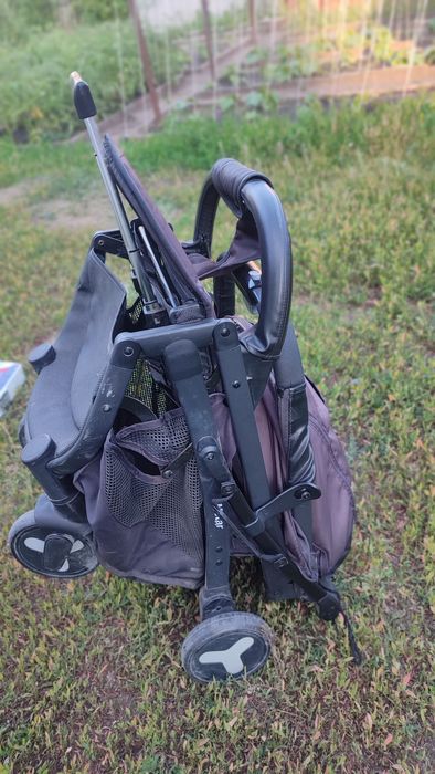 Продам прогулочная коляска М.Star