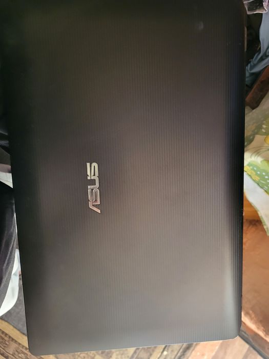 Vand leptop Asus